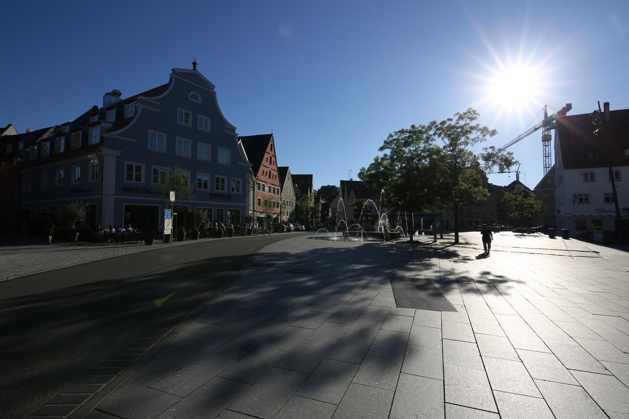 Hotel Am Schrannenplatz Memmingen Bagian luar foto